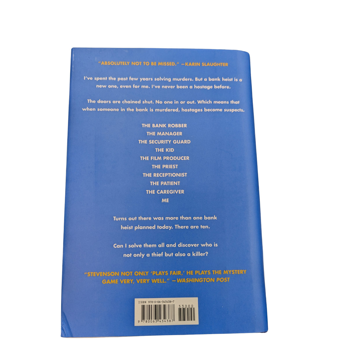 Everyone in This Bank Is a Thief by Benjamin Stevenson hardcover mystery book cover